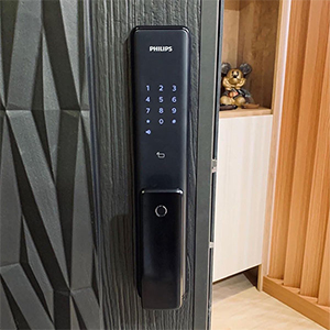 khoa-cua-dien-tu-philips-alpha-5