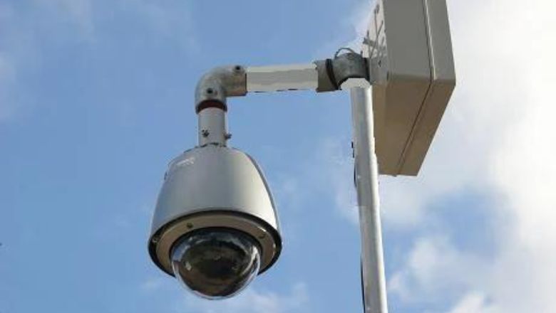 Hikvision PTZ phù hợp lắp đặt cho các khu vực rộng lớn. nơi công cộng